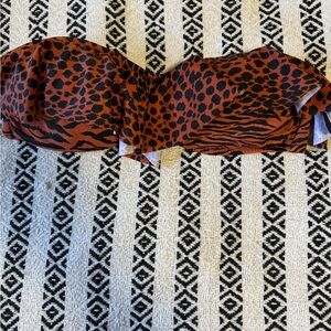 Animal Print Strapless Top